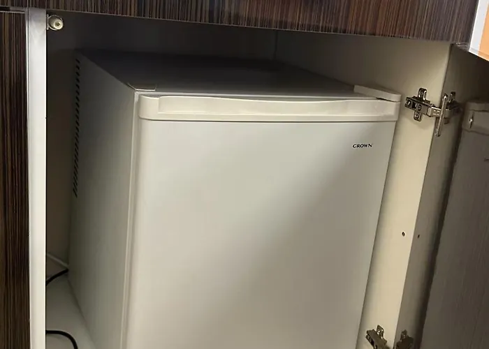 Apartment Spacious In *