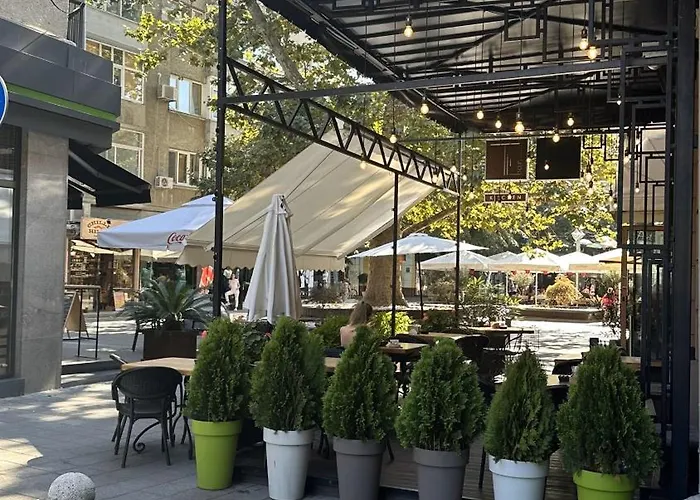 Apartment Spacious In